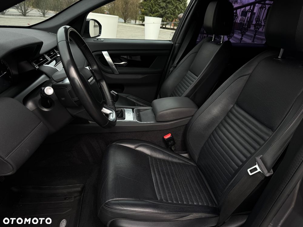 Land Rover Discovery Sport 2.0 TD4 HSE Luxury 129g - 26