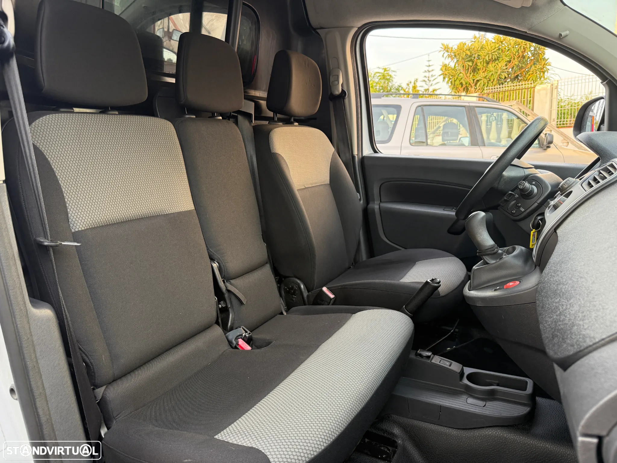 Renault 1.5 DCI 75HP ENERGY S/S BUSINESS 3L - 20
