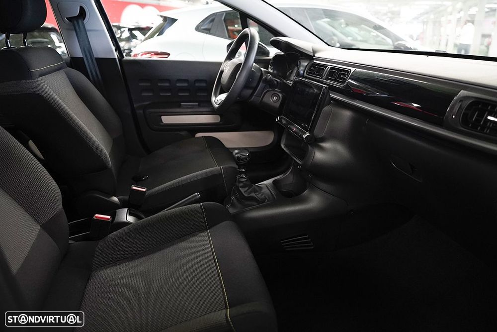 Citroën C3 1.2 PureTech Plus - 21