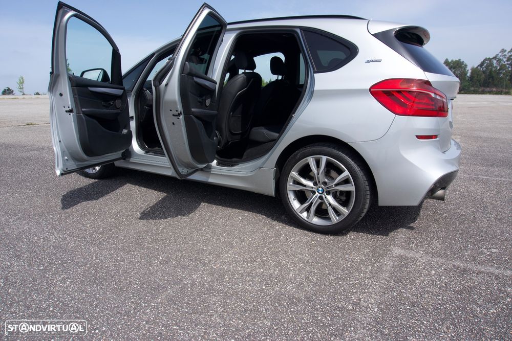 BMW 225xe Active Tourer Pack M - 12