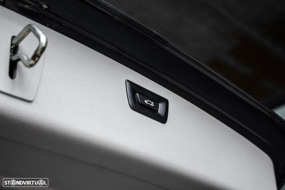 BMW 320 ver-d-touring-ed-advantage-auto - 34