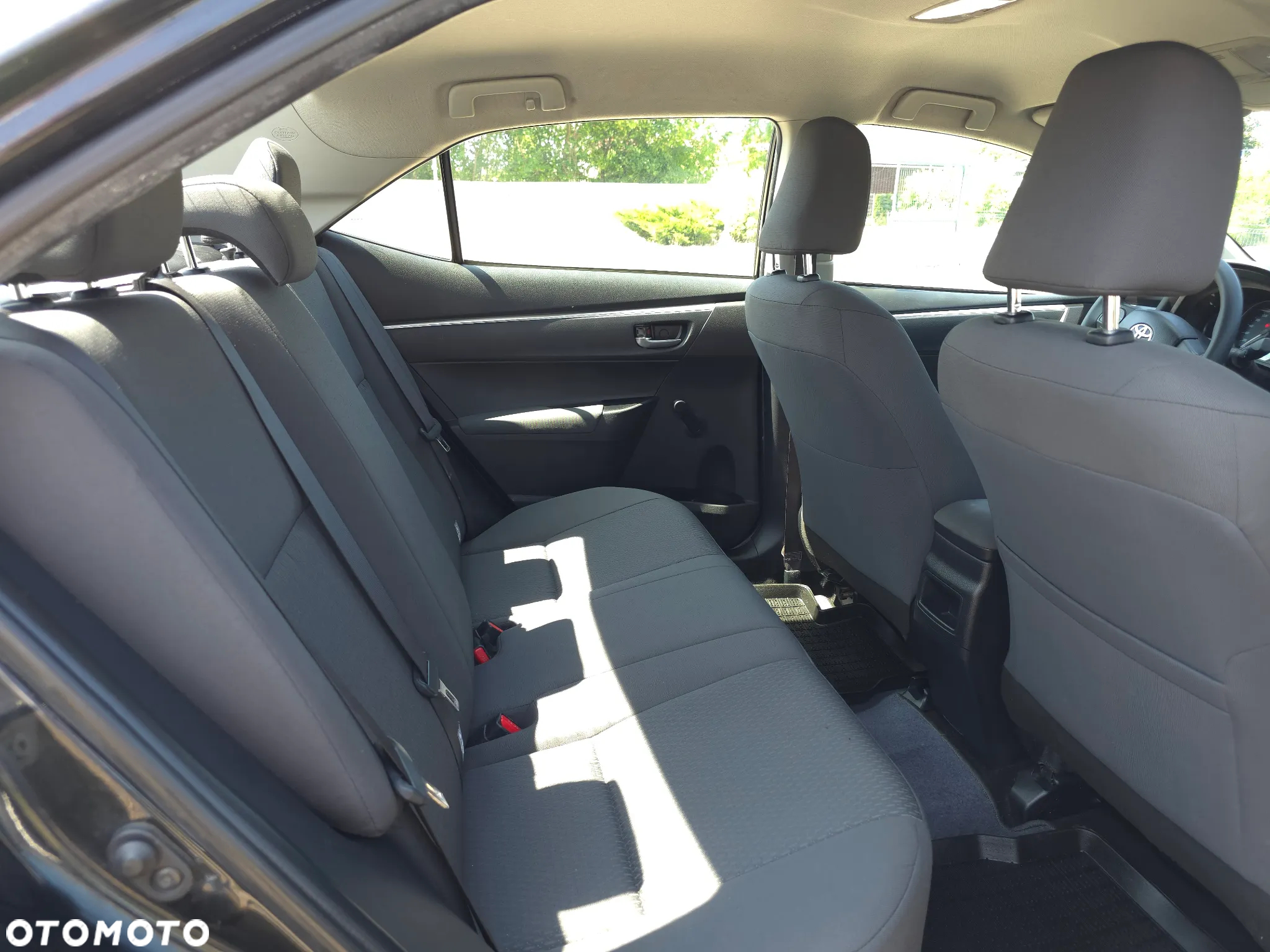 Toyota Corolla 1.6 Active EU6 - 12