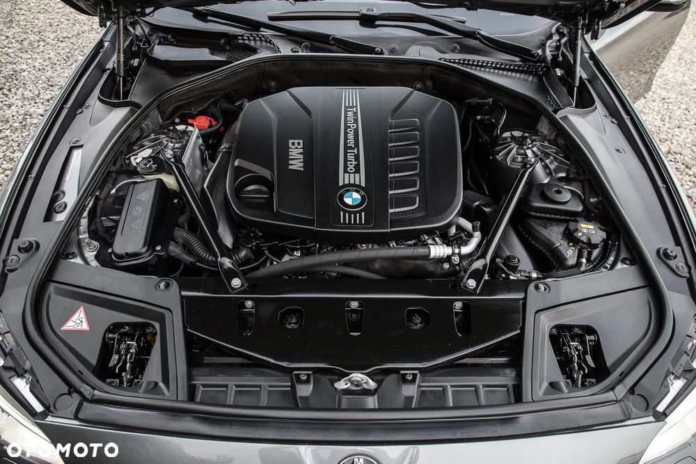 BMW Seria 5 535d xDrive Sport-Aut Luxury Line - 37