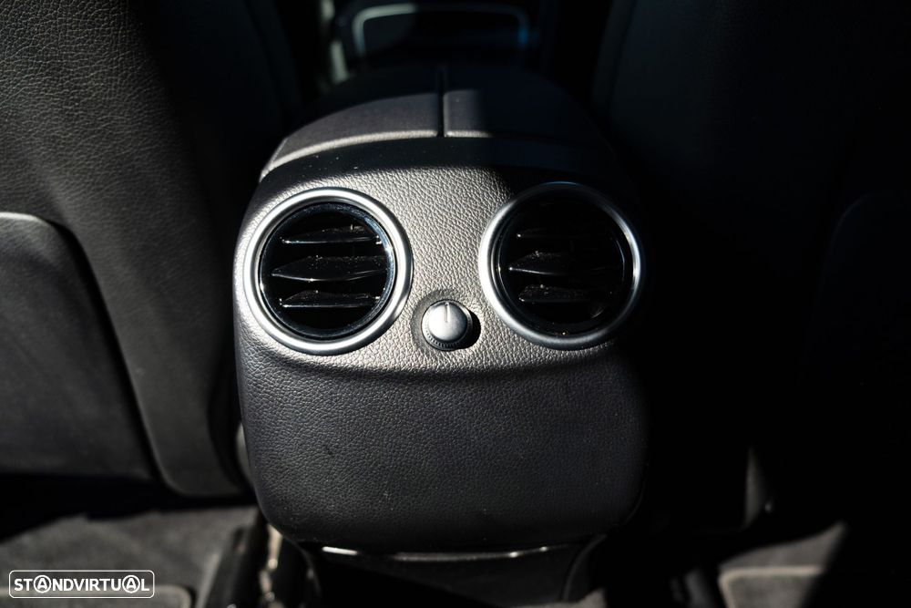 Mercedes-Benz GLC 300 - 39