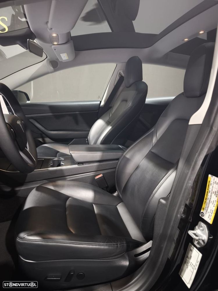 Tesla Model 3 - 15