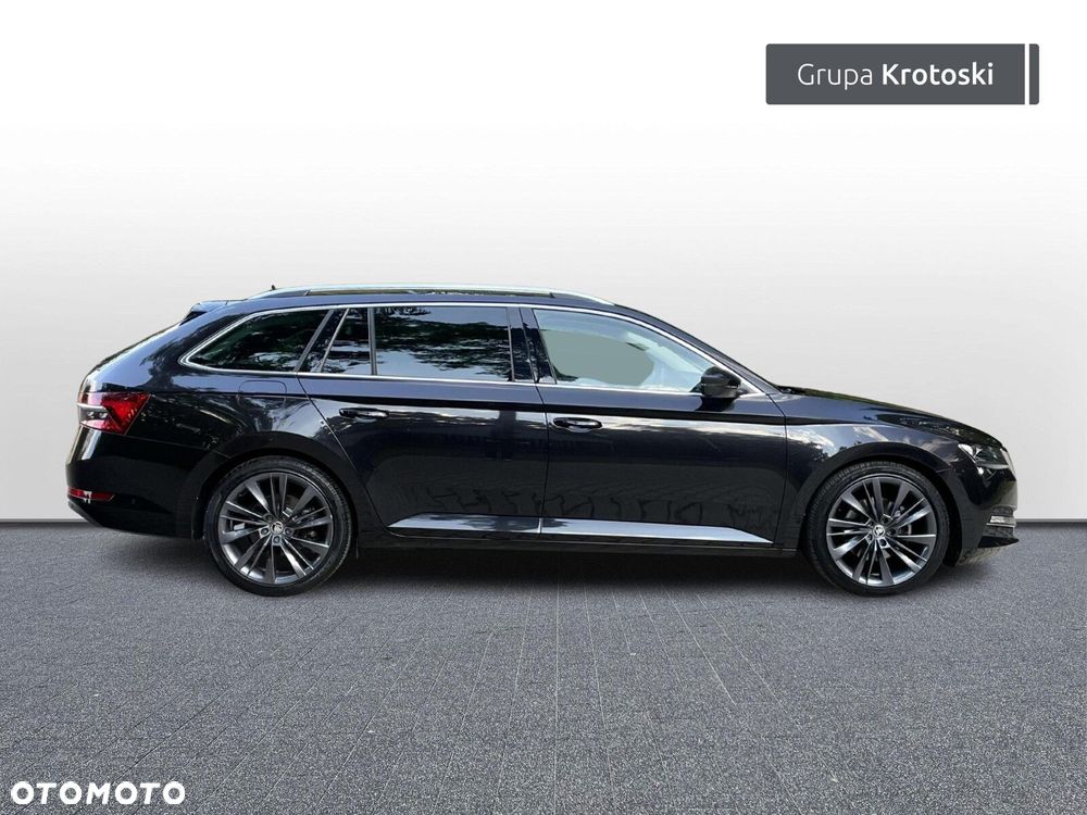Skoda Superb 2.0 TDI SCR Style DSG - 8