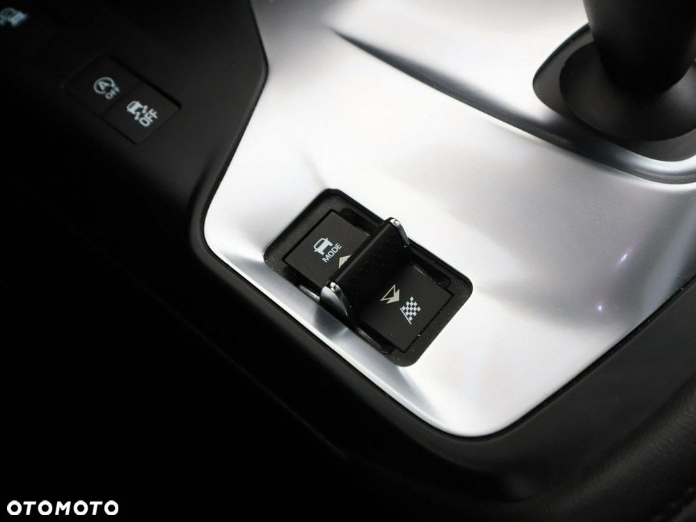 Jaguar E-Pace P200 AWD - 29