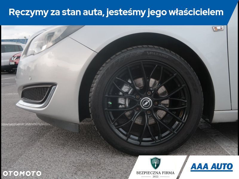 Opel Insignia - 16
