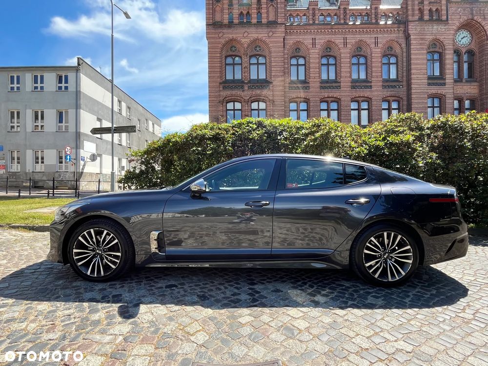 Kia Stinger 2.2 CRDI GT Line AWD - 3