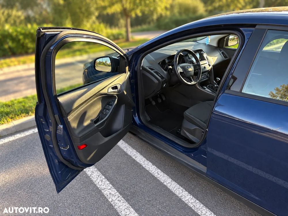FORD Focus 2018 — imagine 7
