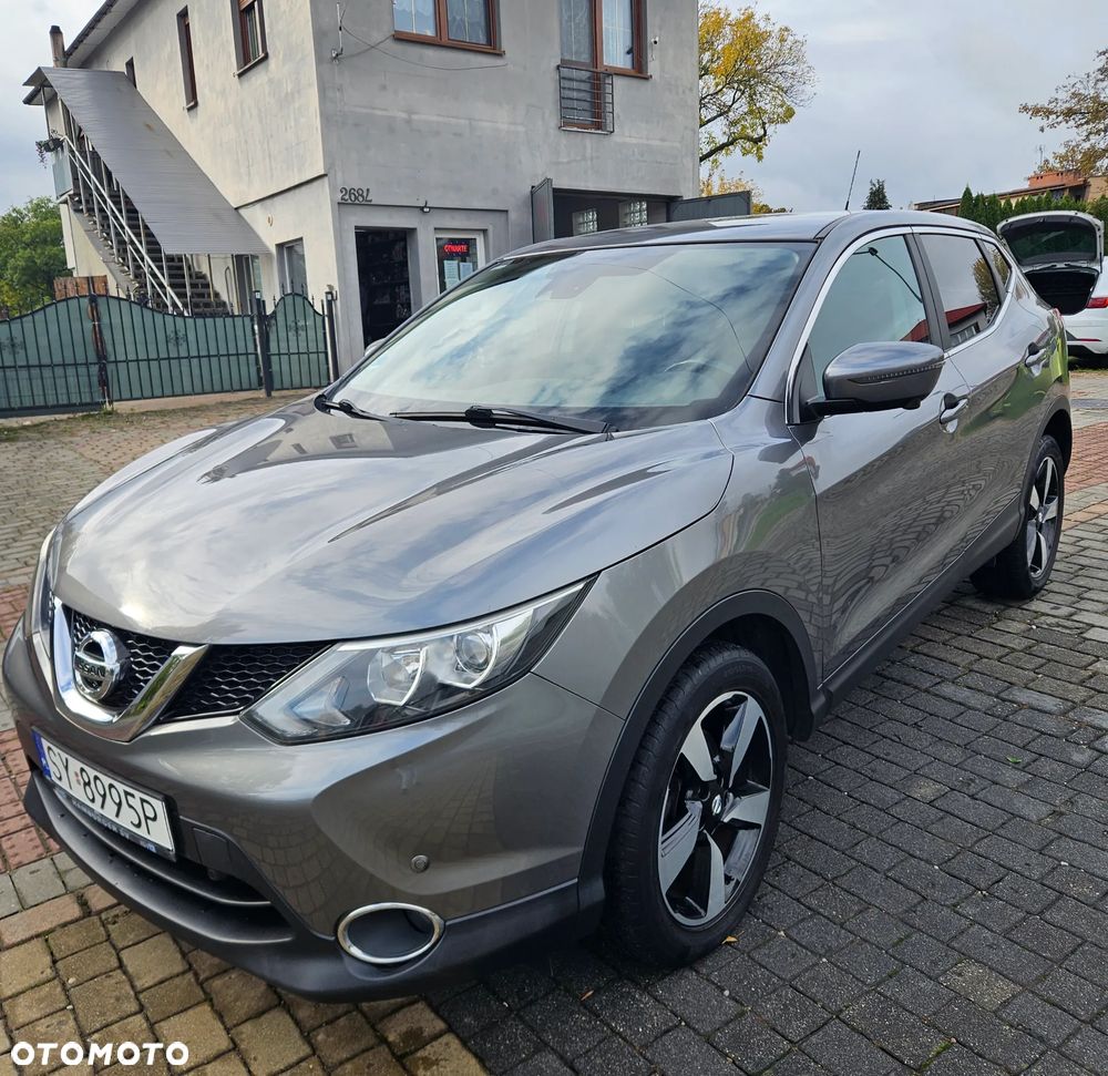 Nissan Qashqai 1.6 DIG-T TEKNA+ - 1
