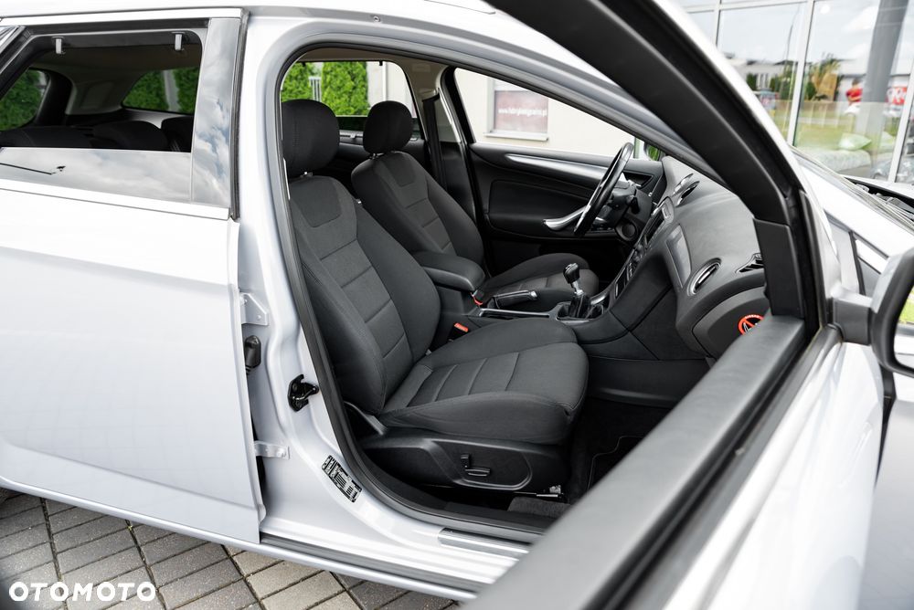 Ford Mondeo Turnier 2.2 TDCi Trend - 24