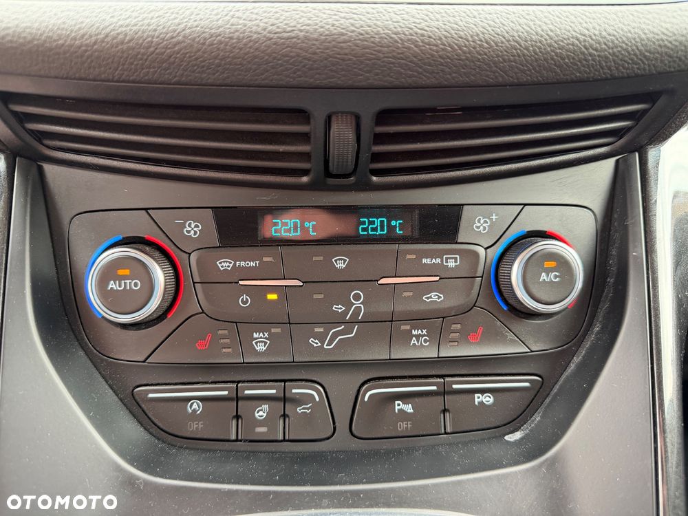 Ford Kuga 1.6 EcoBoost 2x4 SYNC - 35