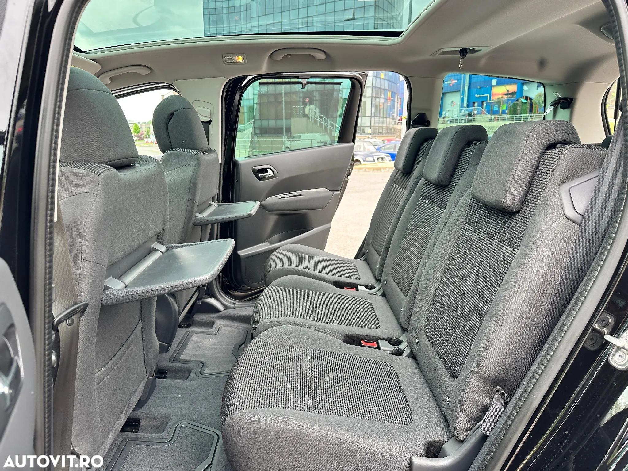 Peugeot 5008 BlueHDI 120 EAT6 Allure - 27