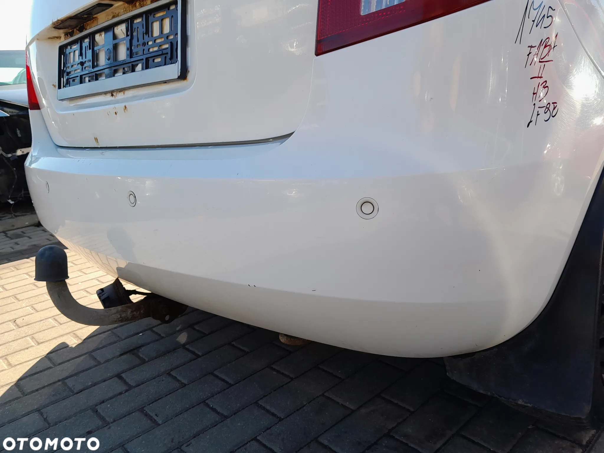 SKODA FABIA II ZDERZAK TYLNY TYŁ HB PARKTRONIC KOLOR: LF9E - 3