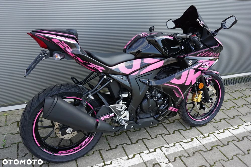 Suzuki GSX - 4
