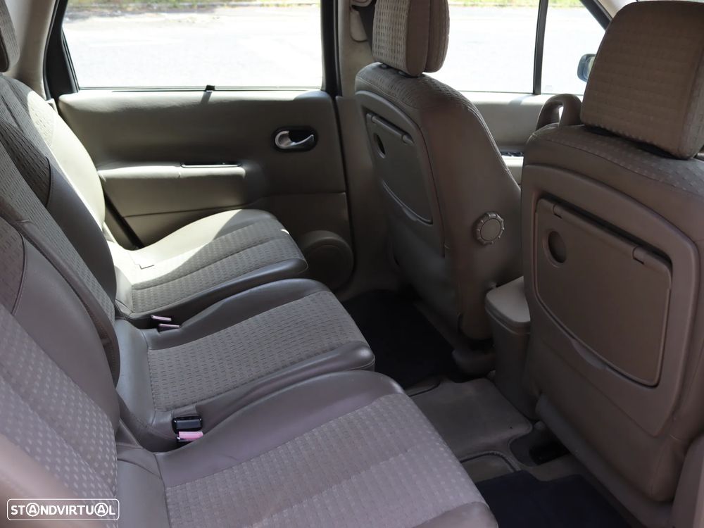 Renault Scénic 1.5 dCi Confort - 9