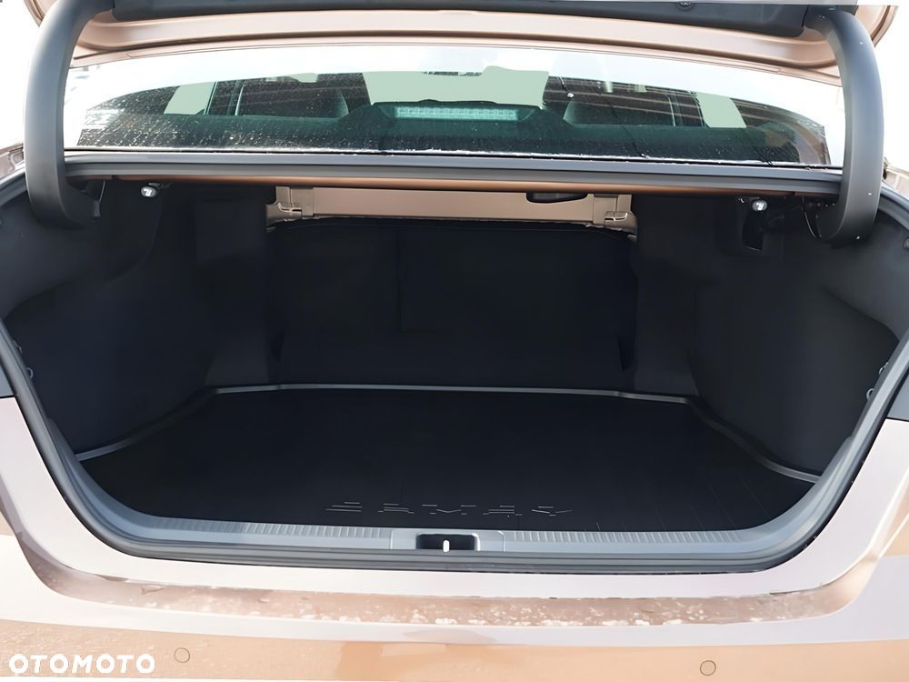 Toyota Camry 2.5 Hybrid Dynamic Force Prestige e-CVT - 8