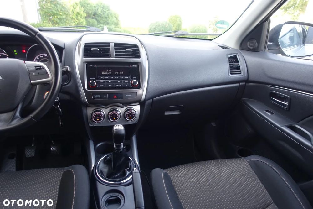 Mitsubishi ASX - 17