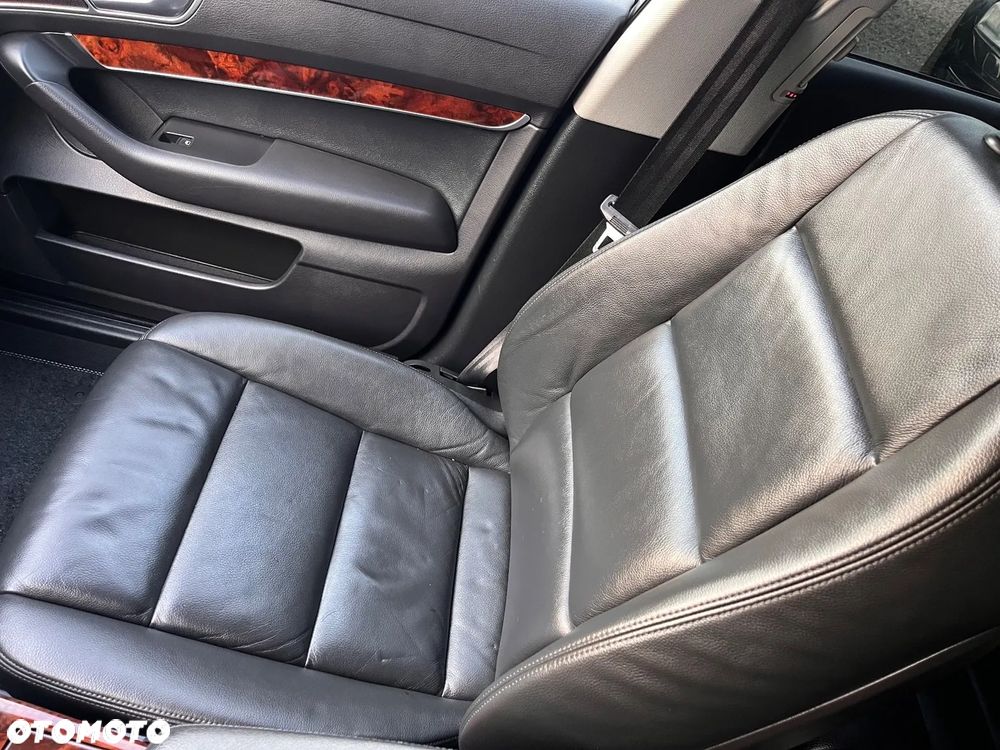 Audi A6 Avant 2.4 - 15