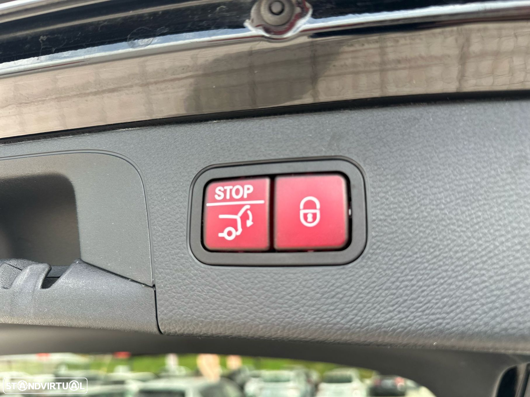 Mercedes-Benz GLC 300 - 11