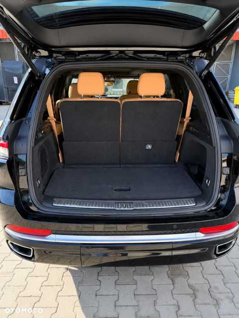 Jeep Grand Cherokee - 8