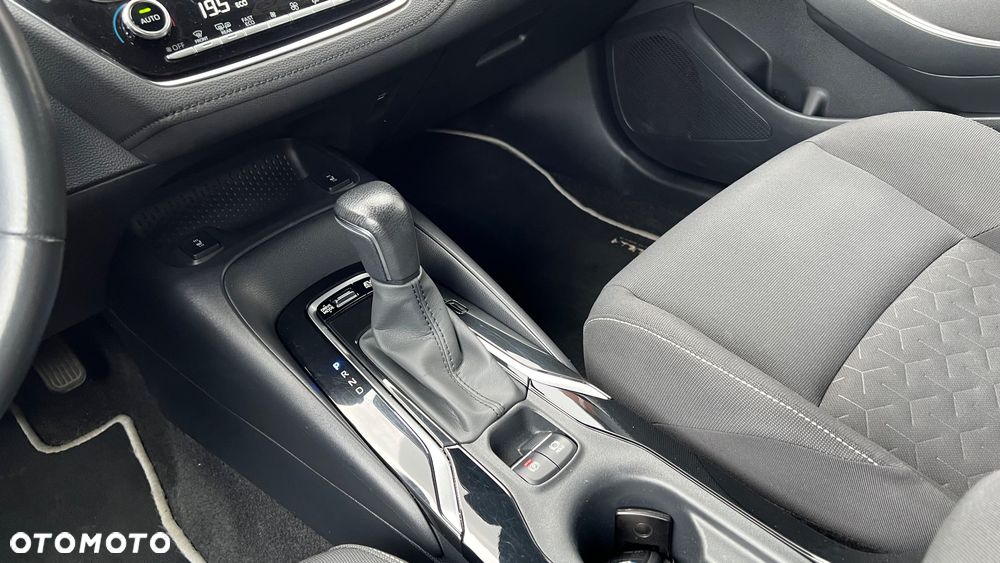 Toyota Corolla 1.8 Hybrid Comfort - 15