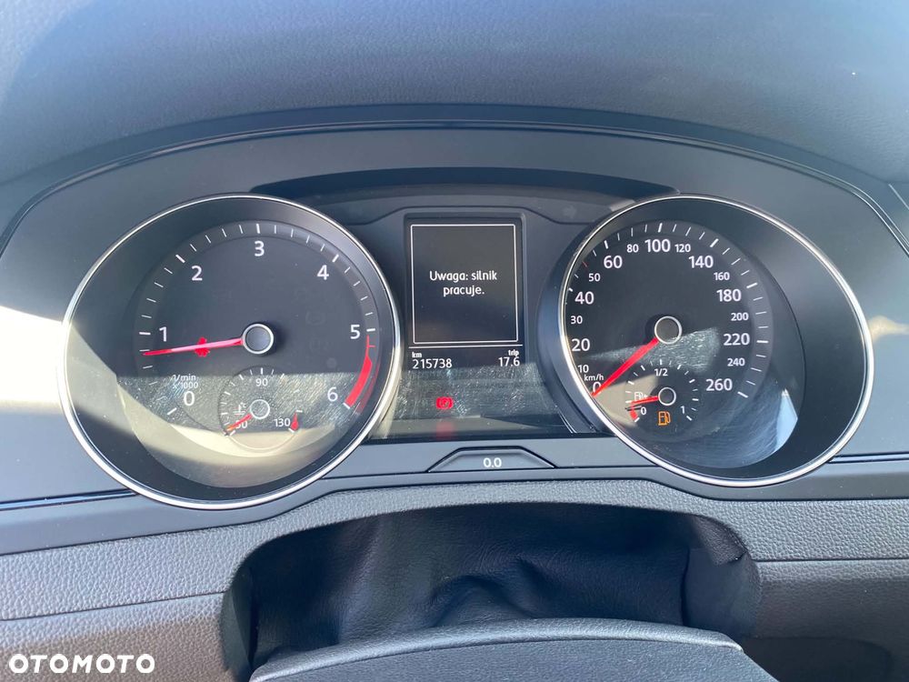 Volkswagen Passat 2.0 TDI BMT Trendline - 14