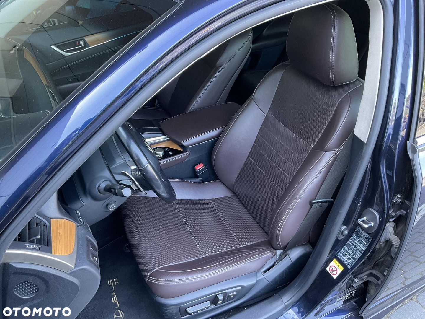 Lexus GS - 12