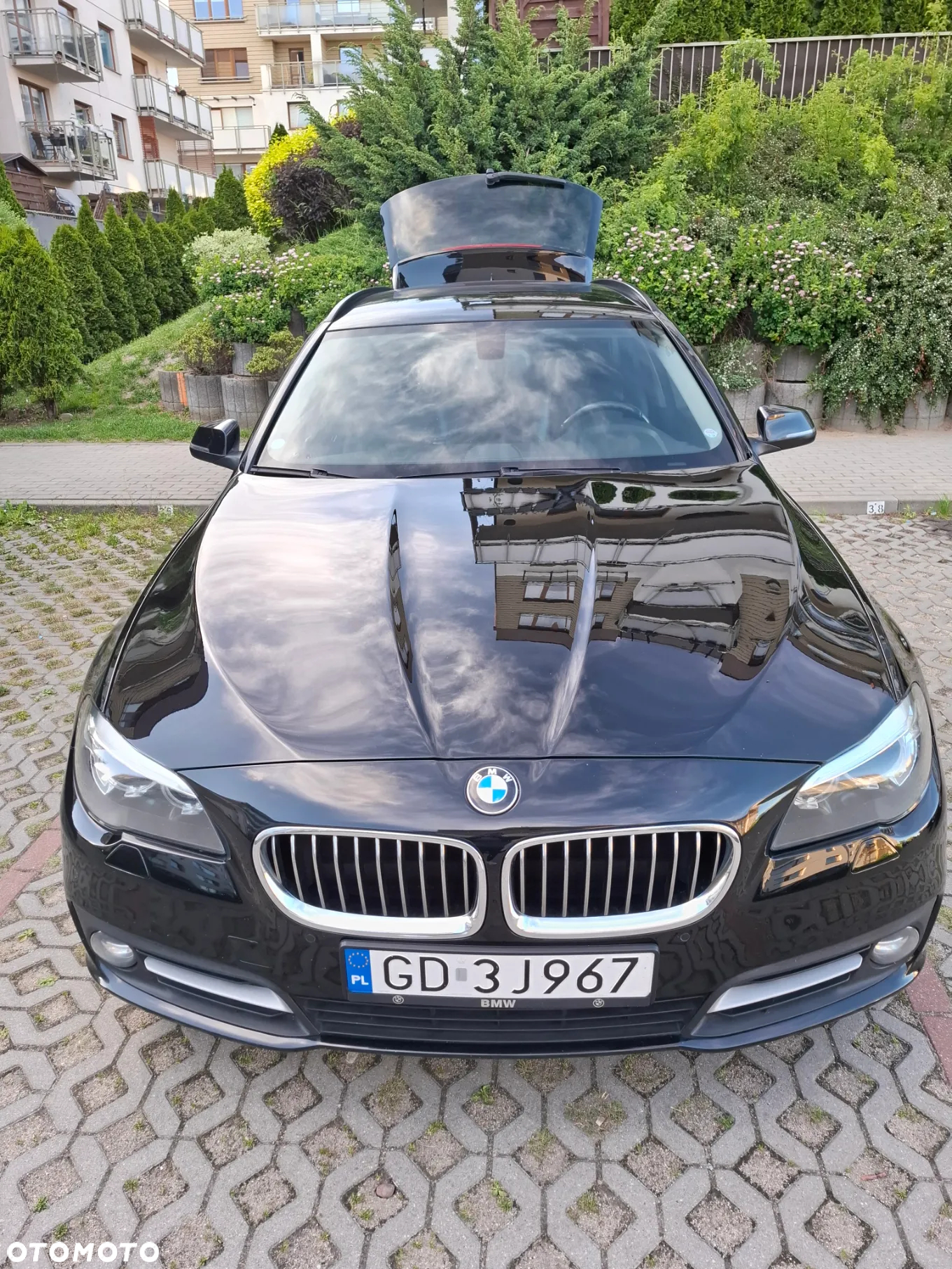 BMW Seria 5 520d xDrive Touring - 9
