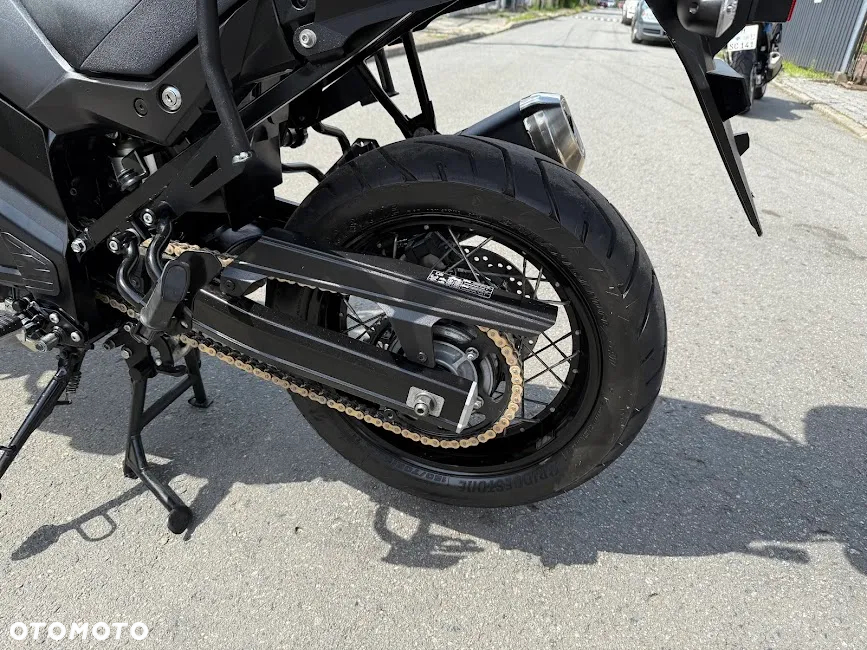 Suzuki V-STROM - 8