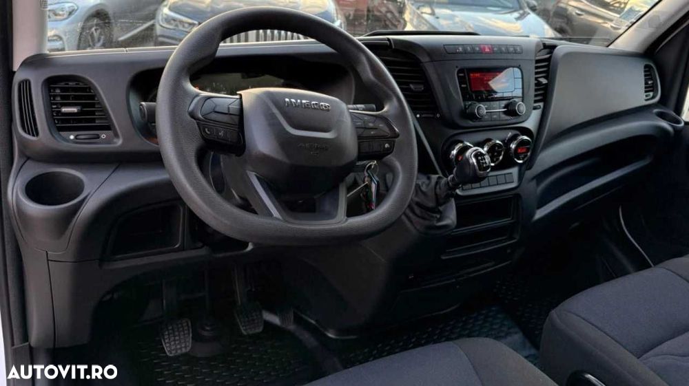 Iveco DAILY CU LIFT HIDRAULIC SI PUNTE DUBLA SPATE - 19