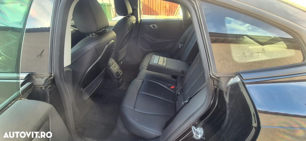 BMW Seria 2 218d Aut. Sport Line - 9