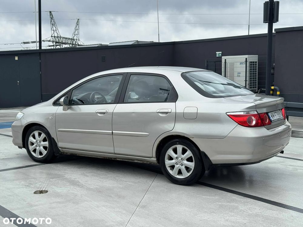 Honda City 1.4 S - 4