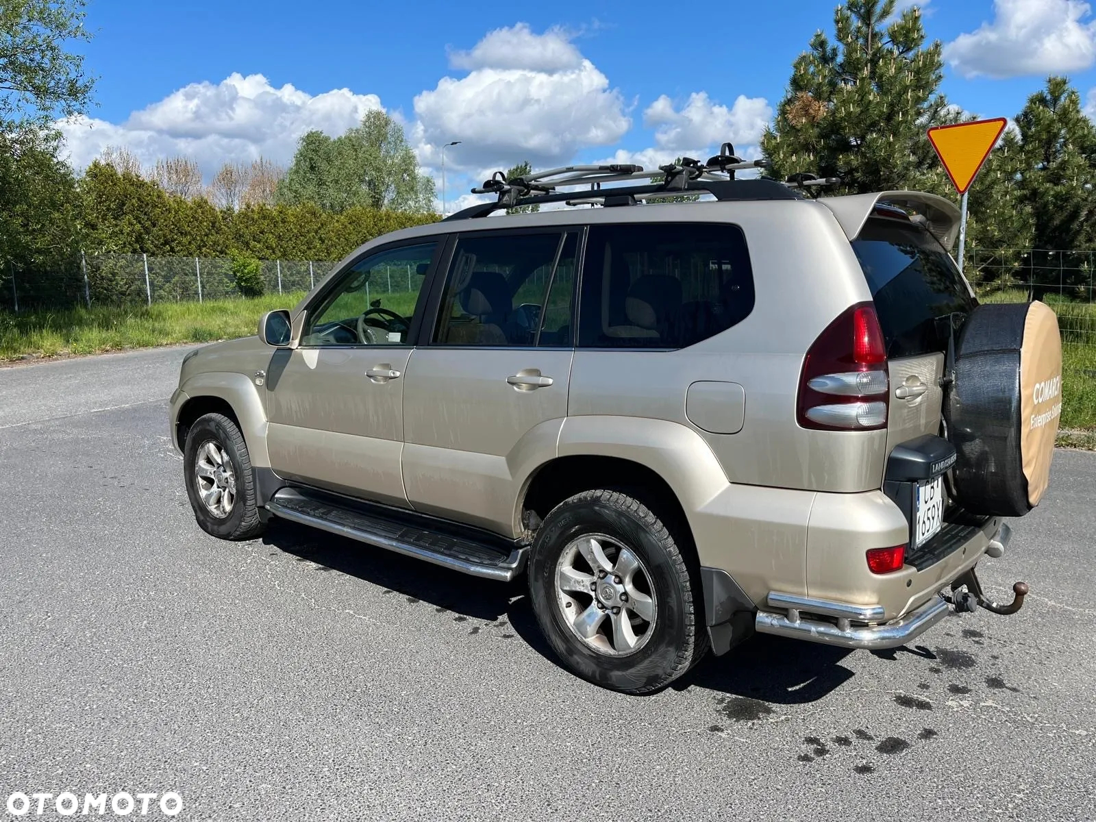 Toyota Land Cruiser - 12