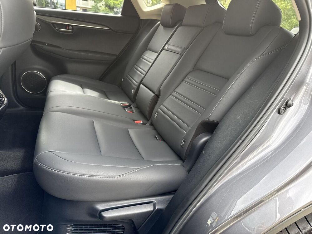 Lexus NX 300h F Impression AWD - 15