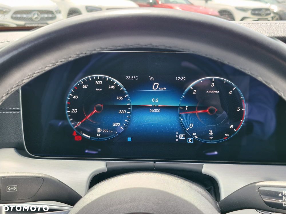 Mercedes-Benz Klasa E 220 d 4-Matic 9G-TRONIC - 20
