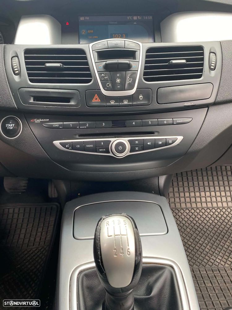 Renault Laguna - 10