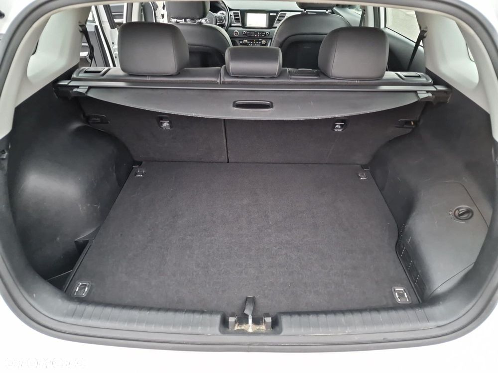 Kia Niro 1.6 GDI Plug-in Hybrid L - 17