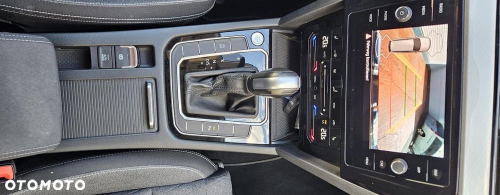 Volkswagen Passat 2.0 TDI SCR Style DSG - 12