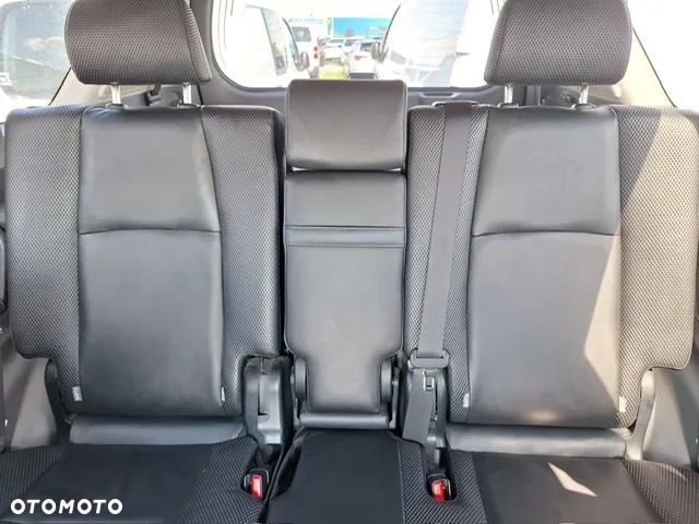 Toyota Land Cruiser LC 3.0 D-4D Prestige 7os - 3