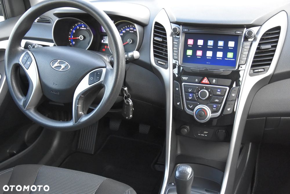 Hyundai i30 blue 1.4 Classic Navigation - 23