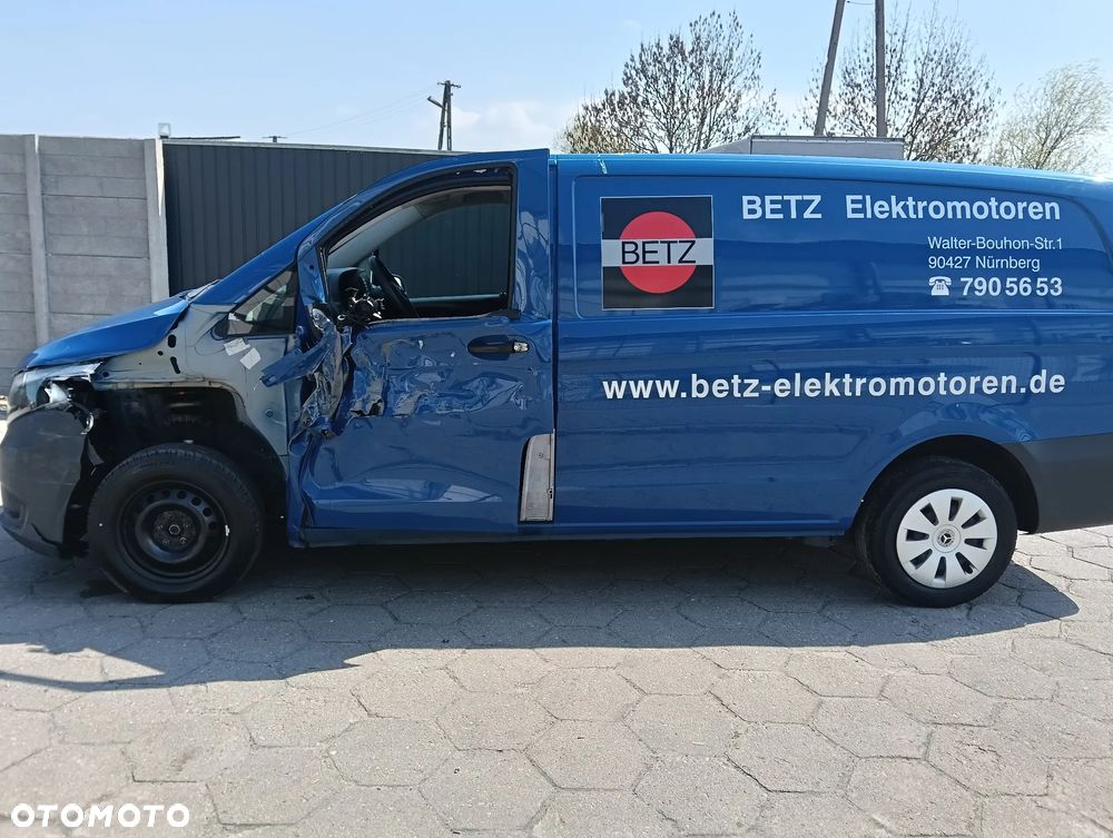 Mercedes-Benz Vito - 24