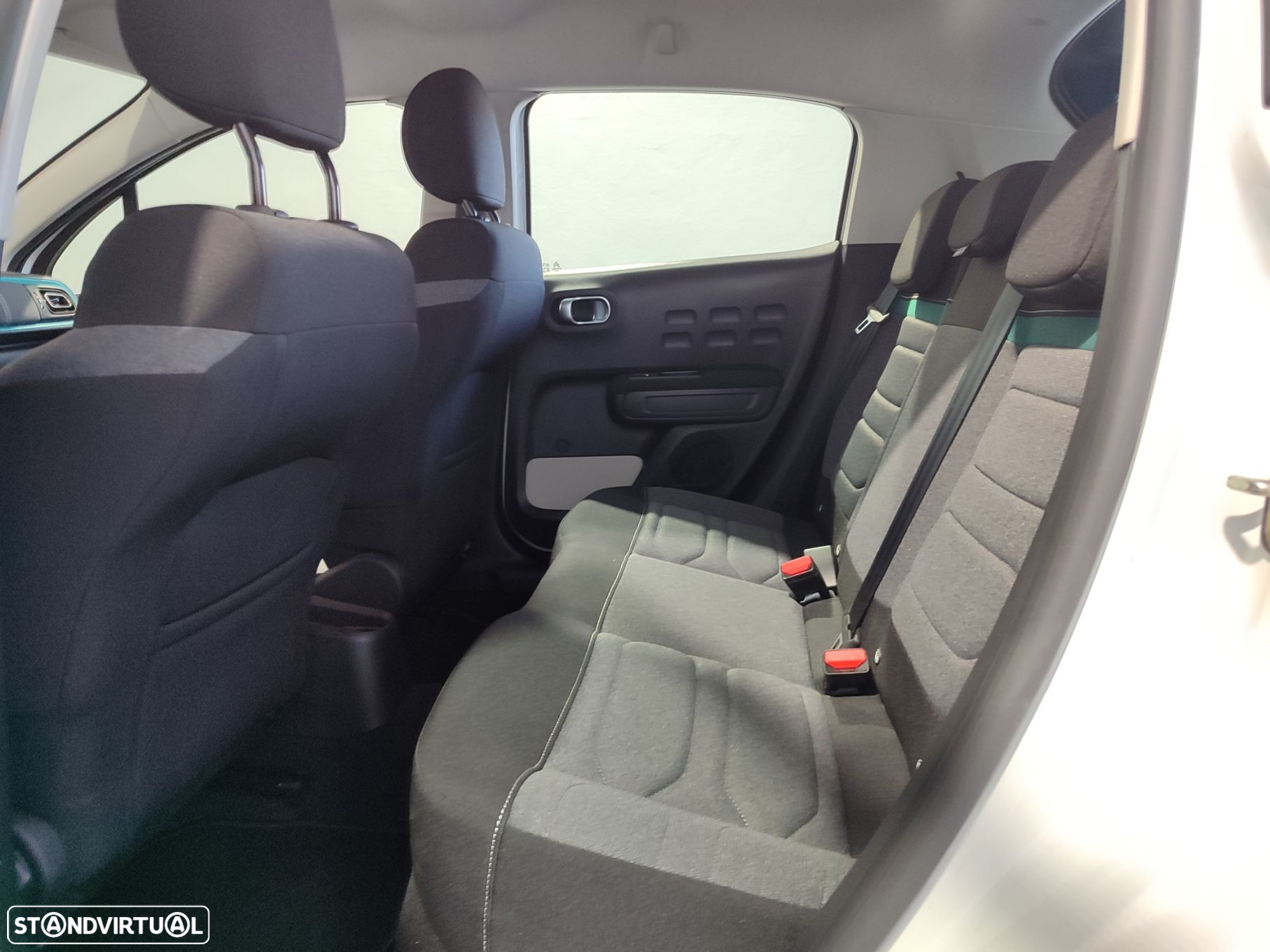 Citroën C3 1.2 PureTech Shine - 14