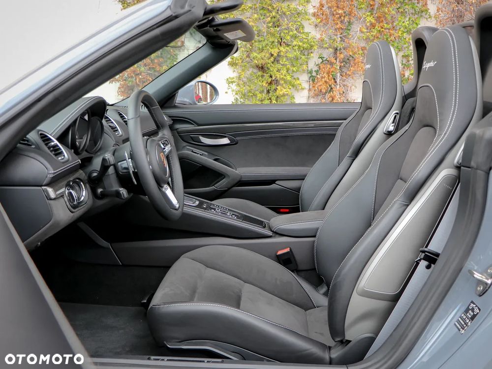 Porsche 718 Boxster - 15