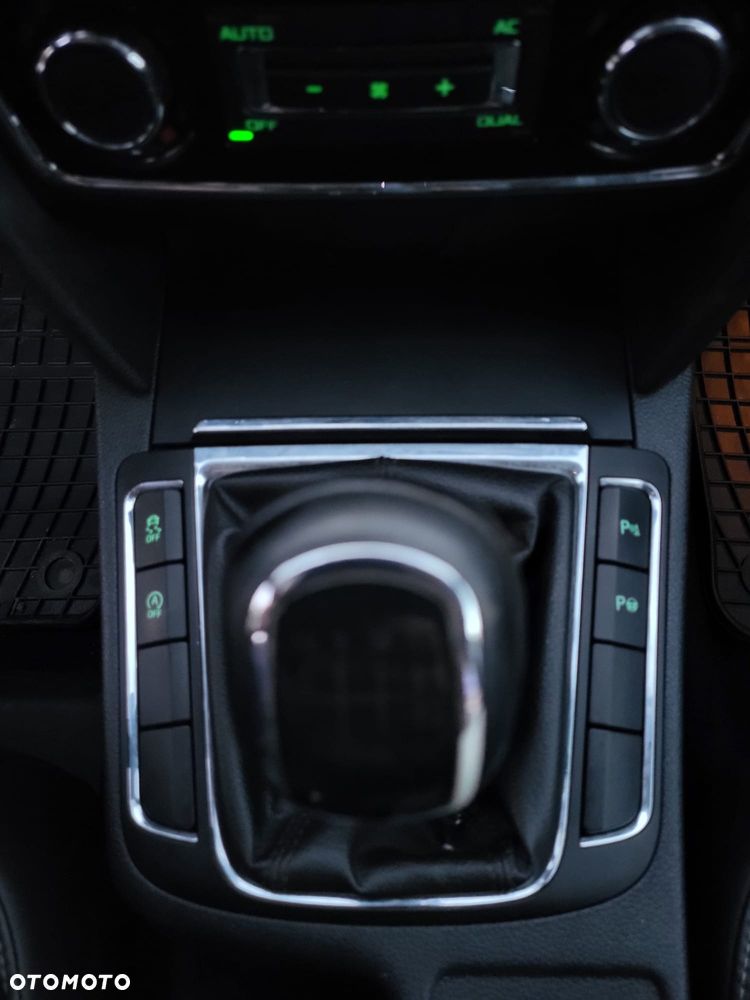 Skoda Superb 2.0 TDI Exclusive - 27