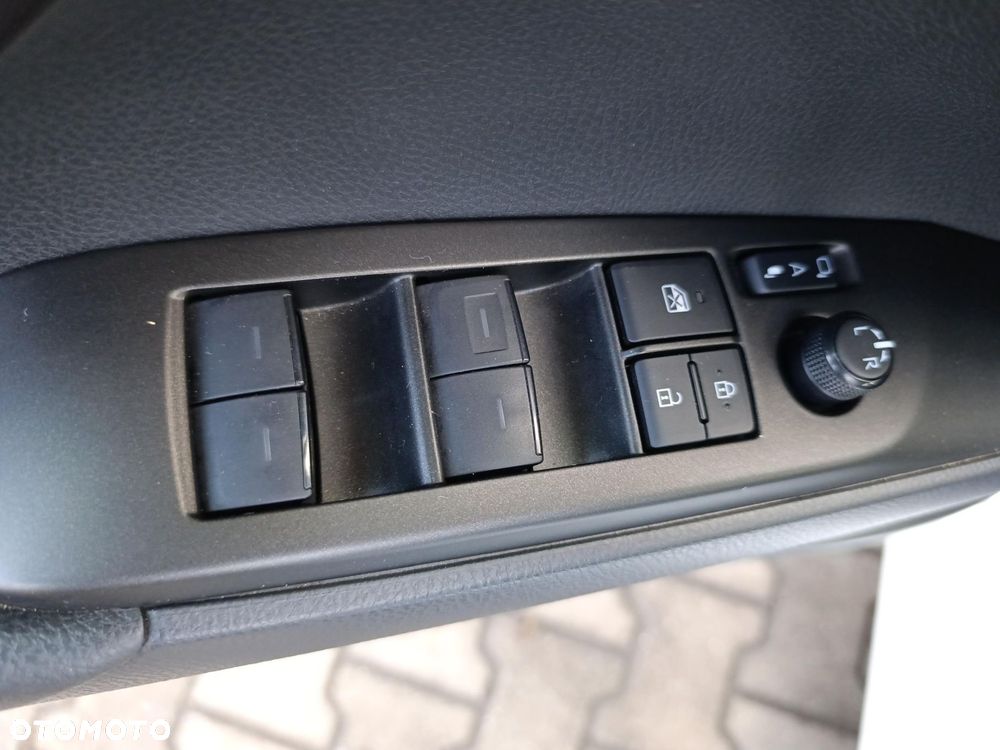 Toyota Camry 2.5 Hybrid Comfort CVT - 16