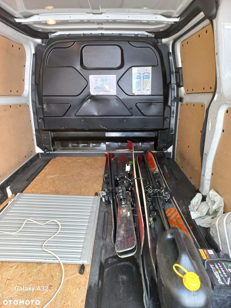 Ford TRANSIT CUSTOM - 7