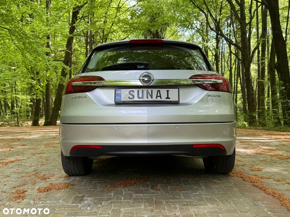 Opel Insignia - 11