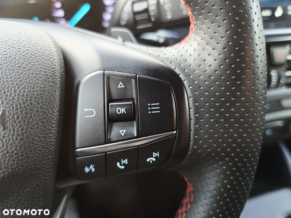 Ford Focus 1.5 EcoBlue Start-Stopp-System ST-LINE - 39
